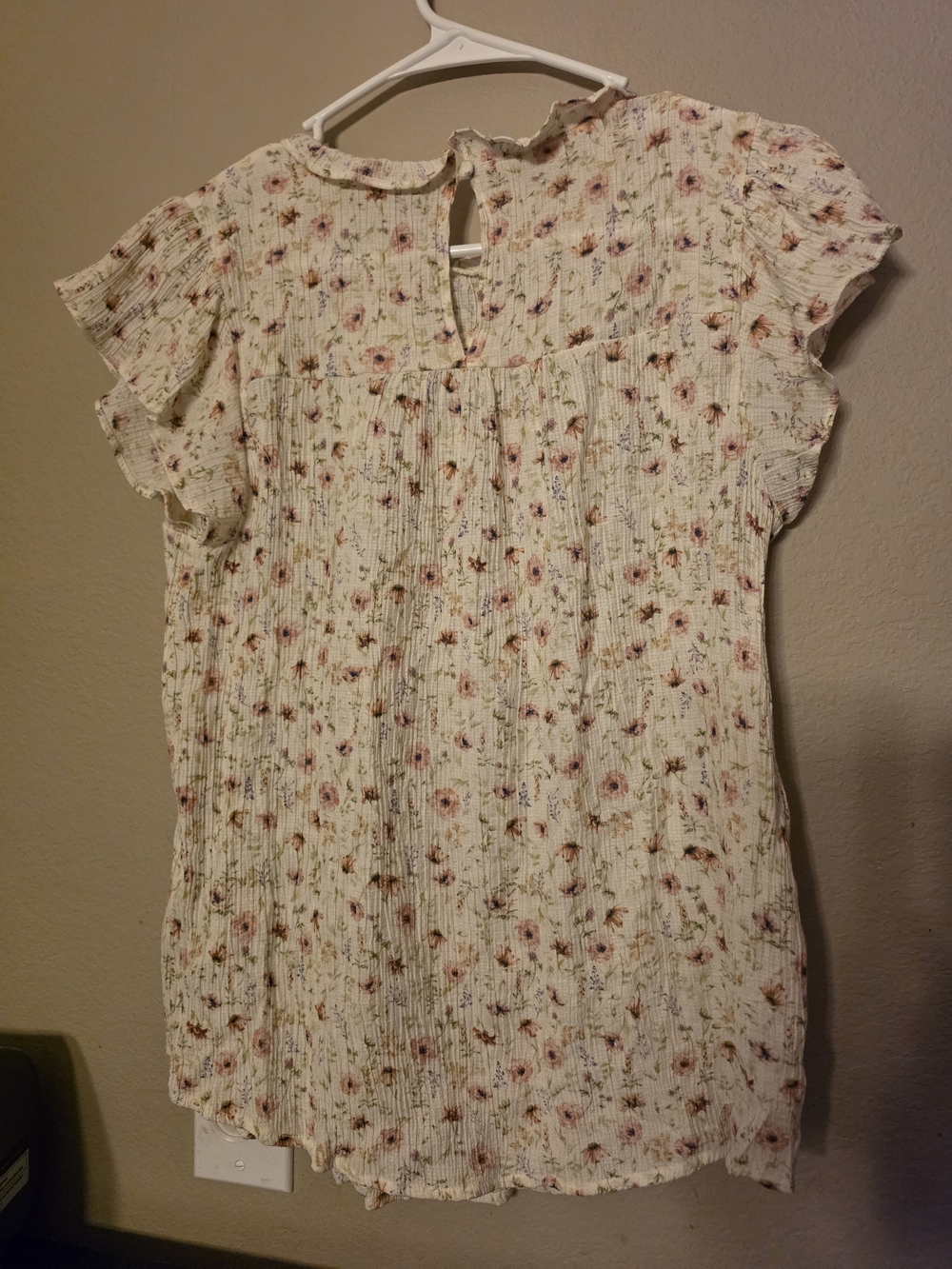 mine Cream Floral Lace Yoke Blouse - Picture 3 of 5